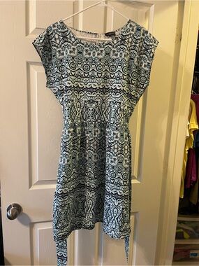 The Limited Light Blue and Black Patterned Cap-Sleeve Mini Dress